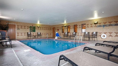 Best Western J. C. Inn image 38